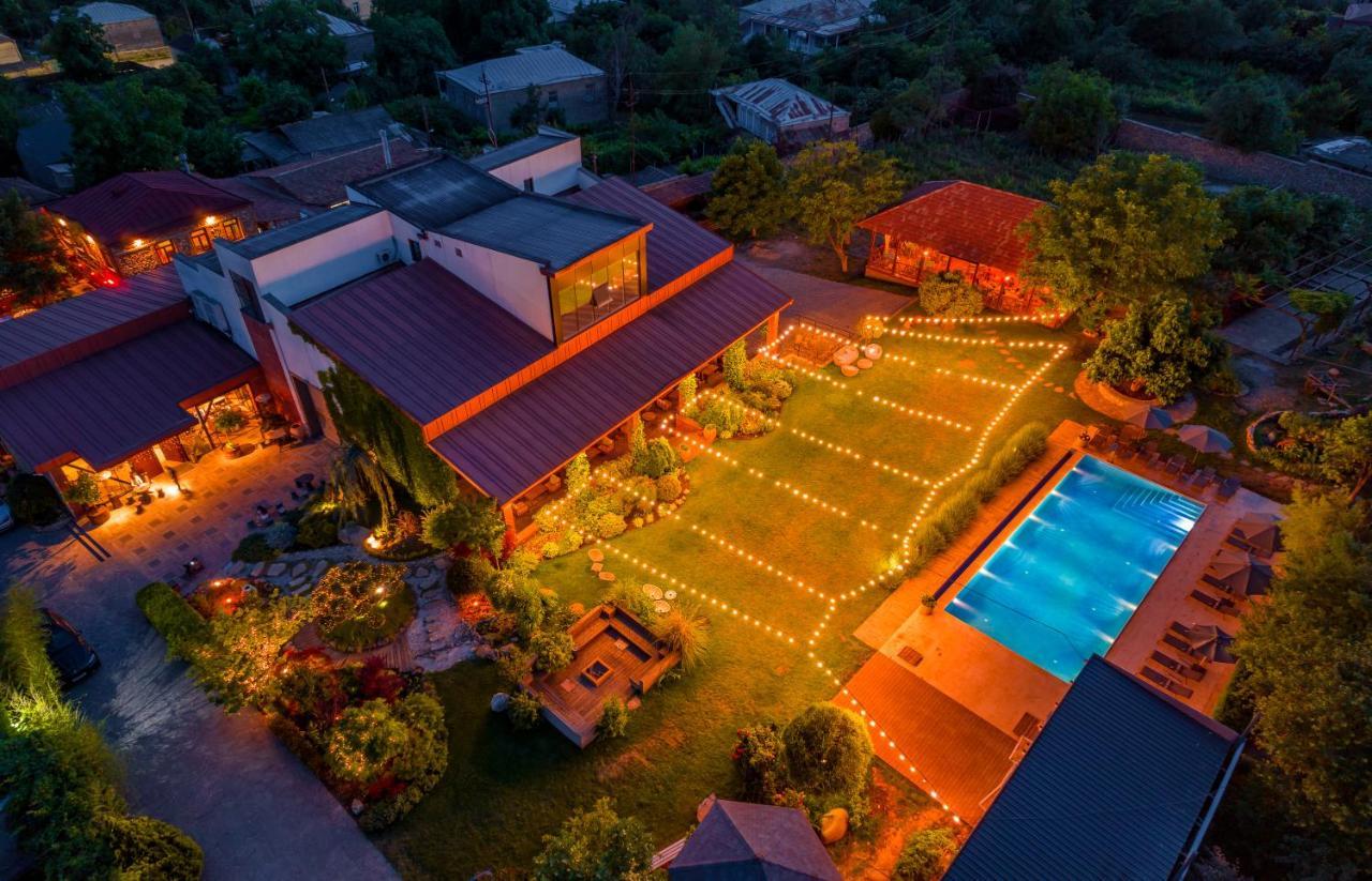Giuaani Winery Hotel Manavi ภายนอก รูปภาพ
