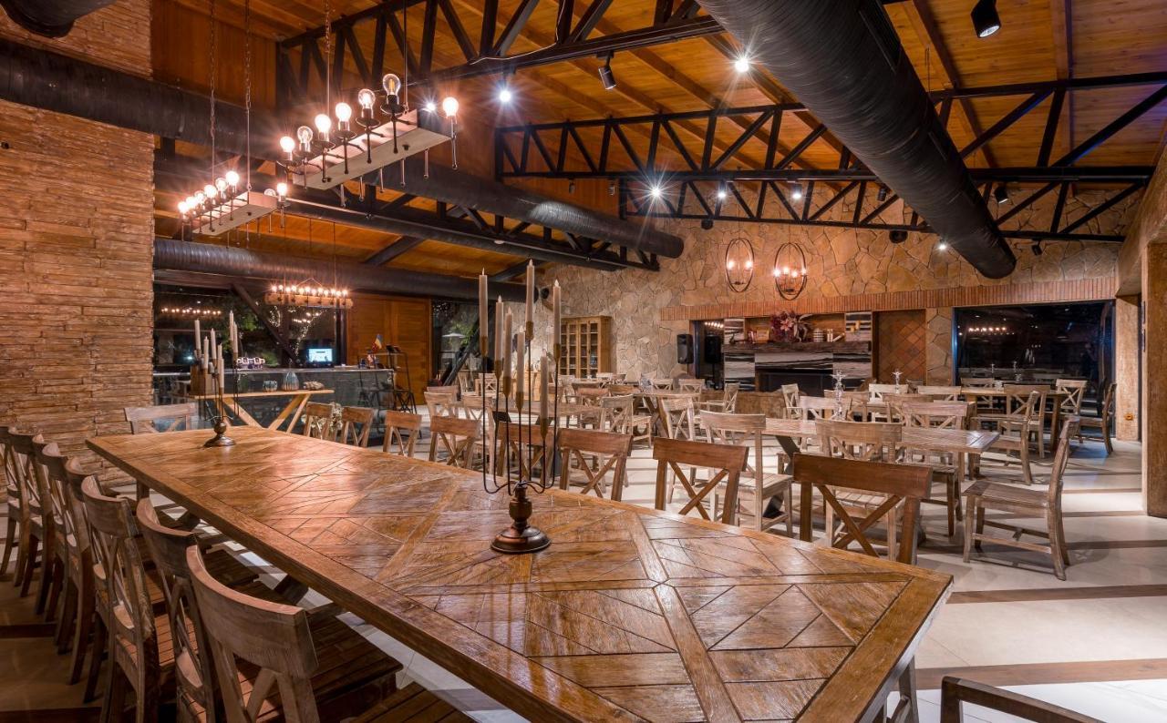 Giuaani Winery Hotel Manavi ภายนอก รูปภาพ