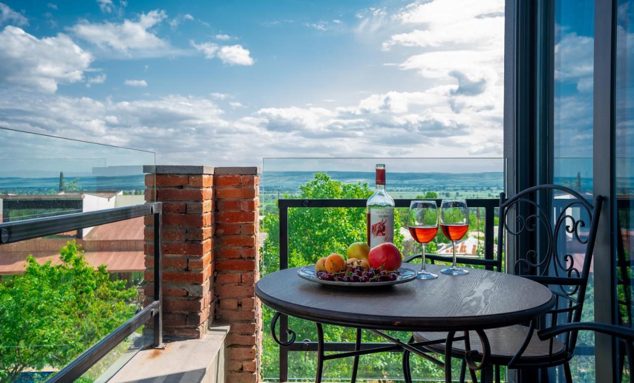 Giuaani Winery Hotel Manavi ภายนอก รูปภาพ