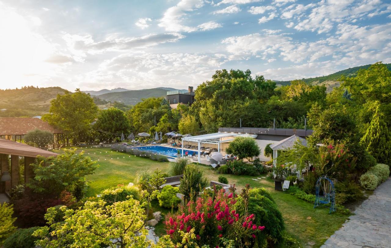 Giuaani Winery Hotel Manavi ภายนอก รูปภาพ
